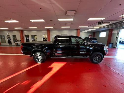 Black 2023 Toyota Tacoma SR5