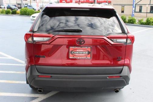2021 Toyota RAV4 LE