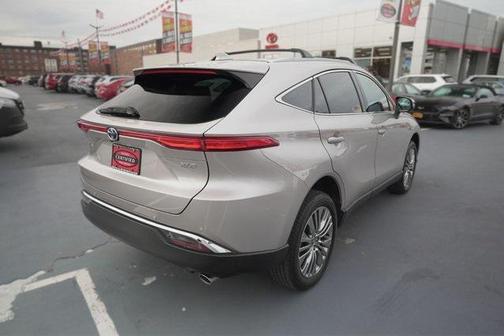 2024 Toyota Venza XLE