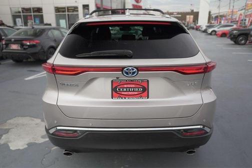 2024 Toyota Venza XLE