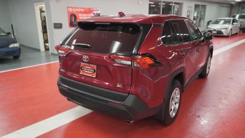 2023 Toyota RAV4 LE