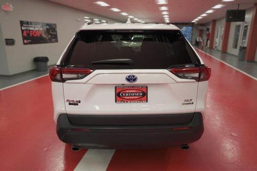 2022 Toyota RAV4 Hybrid XLE