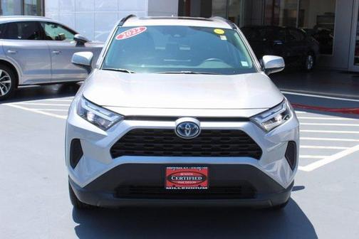 2022 Toyota RAV4 Hybrid XLE