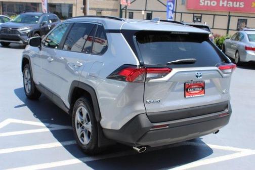 2022 Toyota RAV4 Hybrid XLE