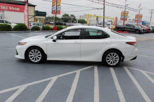 2020 Toyota Camry LE