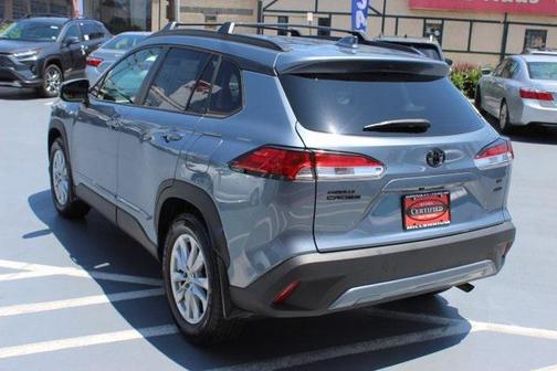 2022 Toyota Corolla Cross LE