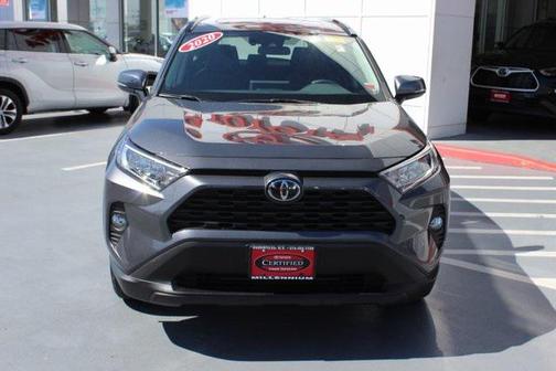 2020 Toyota RAV4 XLE