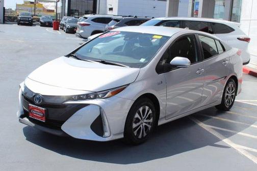 2022 Toyota Prius Prime LE