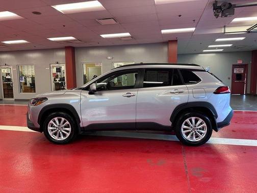 2023 Toyota Corolla Cross LE