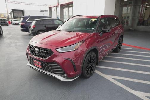 2024 Toyota Highlander XSE