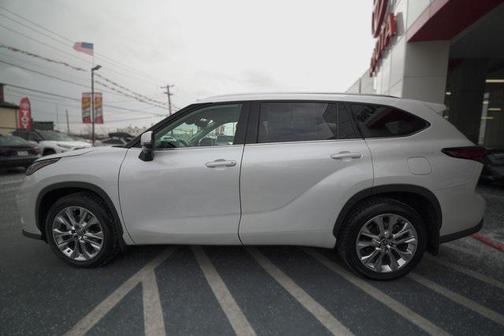 2023 Toyota Highlander Limited