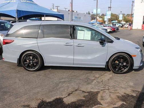 2023 Honda Odyssey 