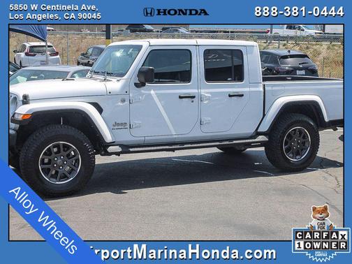 Bright White Clearcoat 2022 Jeep Gladiator Overland