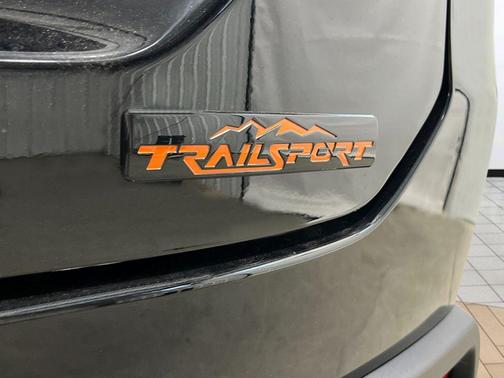 Crystal Black Pearl 2026 Honda Pilot TrailSport