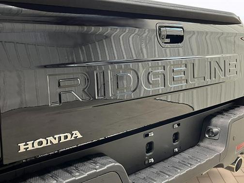 CRYSTAL BL 2026 Honda Ridgeline Black