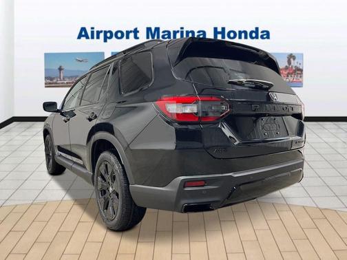Crystal Black Pearl 2026 Honda Pilot Black Edition