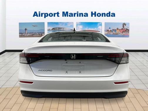 Platinum White Pearl 2026 Honda Accord SE