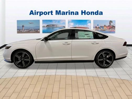 Platinum White Pearl 2026 Honda Accord SE