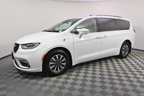 2021 Chrysler Pacifica Hybrid Touring L