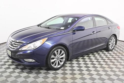 2013 Hyundai SONATA SE