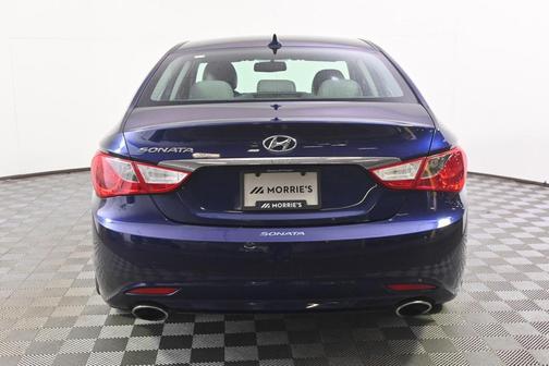 2013 Hyundai SONATA SE