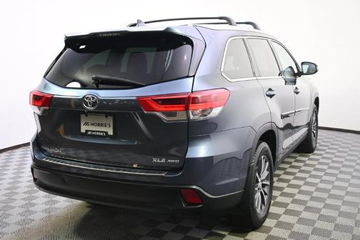 Shoreline Blue Pearl 2019 Toyota Highlander XLE