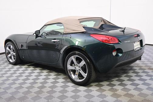 Envious (Emerald Green Metallic) 2007 Pontiac Solstice Base