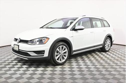 2017 Volkswagen Golf Alltrack TSI SE