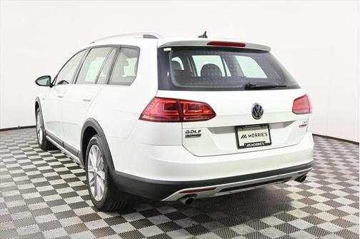 2017 Volkswagen Golf Alltrack TSI SE