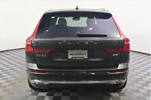 2022 Volvo XC60 B5 Inscription