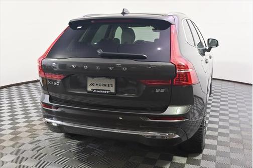 2022 Volvo XC60 B5 Inscription