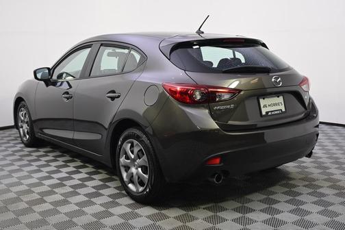 2016 Mazda Mazda3 i Sport