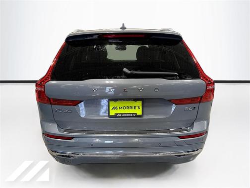 2022 Volvo XC60 B6 Inscription