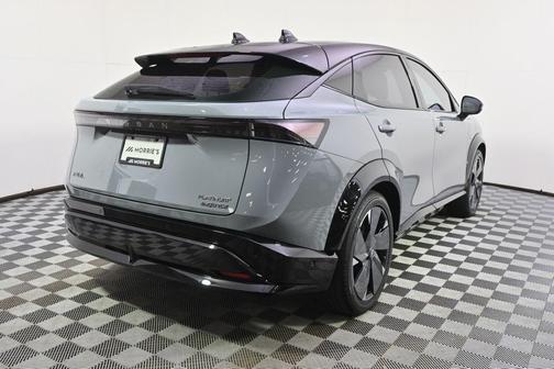 Boulder Gray Pearl/Black Diamond Pearl 2023 Nissan ARIYA PLATINUM+