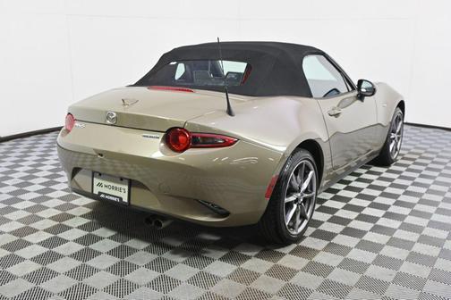 Zircon Sand 2023 Mazda MX-5 Miata Grand Touring