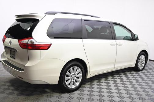 2016 Toyota Sienna Limited