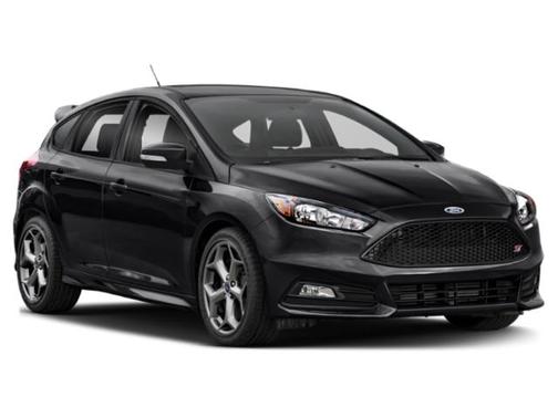 OXFORD WHITE 2018 Ford Focus ST