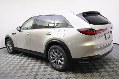 Platinum Quartz 2026 Mazda CX-90 3.3 Turbo Preferred
