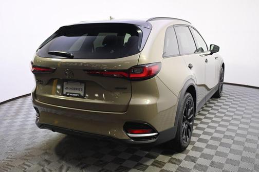 Zircon Sand Metallic 2026 Mazda CX-70 3.3 Turbo Premium