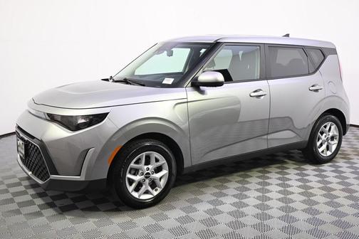 Steel Gray 2025 Kia Soul LX