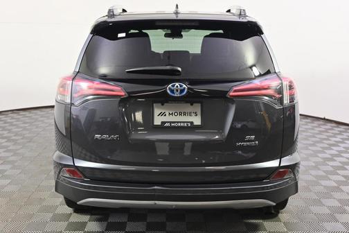 2017 Toyota RAV4 Hybrid SE