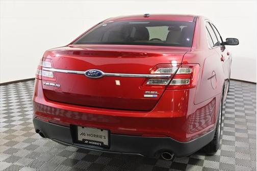2014 Ford Taurus SEL