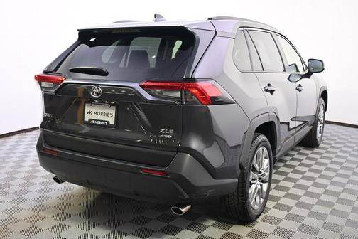 Magnetic Gray Metallic 2019 Toyota RAV4 XLE Premium