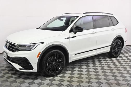 2022 Volkswagen Tiguan 2.0T SE R-Line Black 4MOTION
