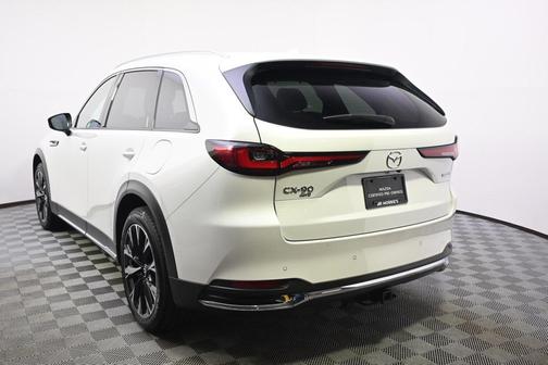 2024 Mazda CX-90 PHEV Premium Plus