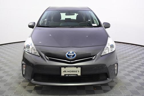 2014 Toyota Prius v Two