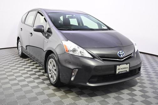 2014 Toyota Prius v Two