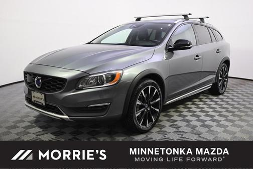 2016 Volvo V60 Cross Country T5 Platinum