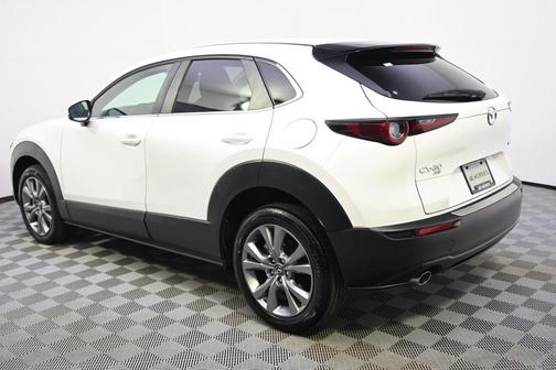 Snowflake White Pearl Mica 2022 Mazda CX-30 2.5 S Select Package