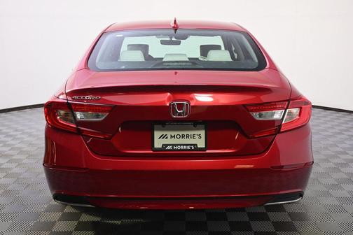 Radiant Red Metallic 2018 Honda Accord LX